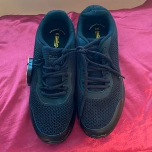 NWT, Tredsafe, Scotchgard men’s footwear